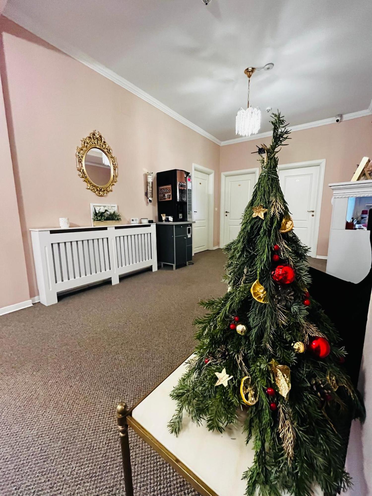 Cochet Boutique Otel Târgu Jiu Dış mekan fotoğraf